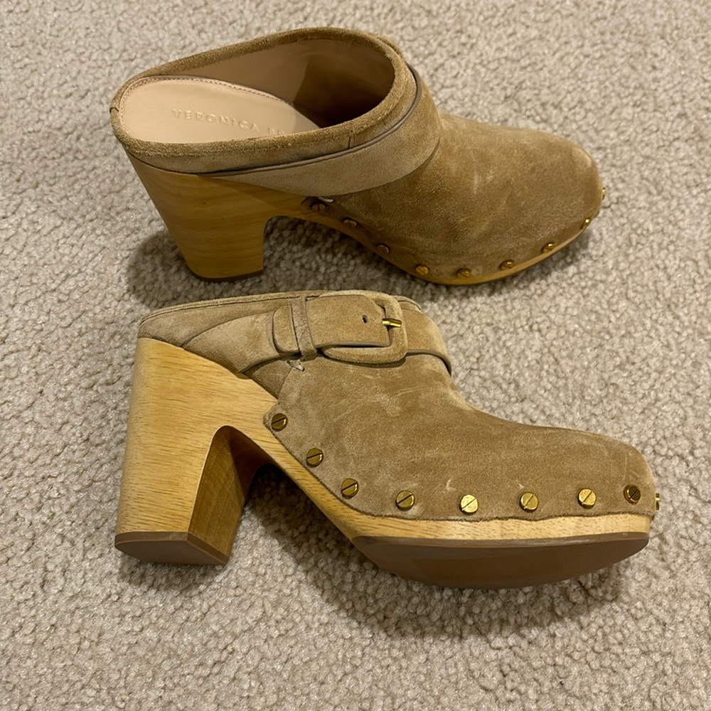 Veronica Beard Tan Suede Dacey Clog Wooden Heels Buckle Stud Women's 8